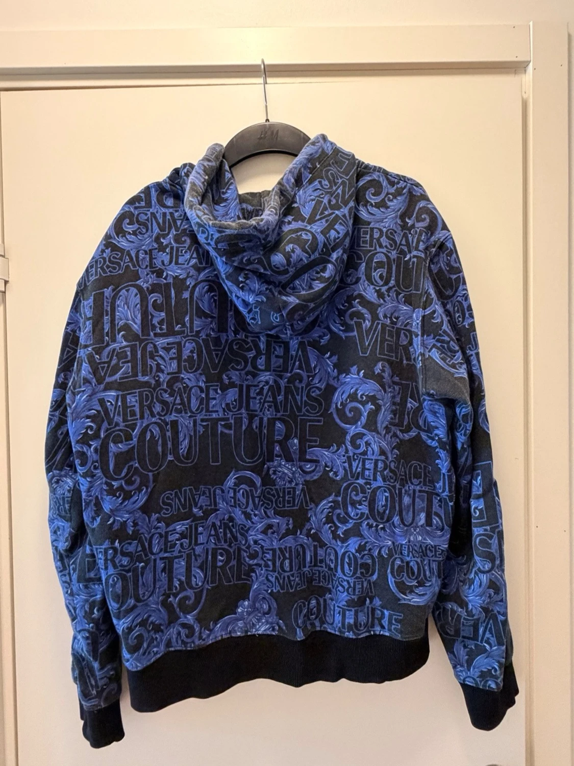 Blå hoodie från Versace Jeans Couture