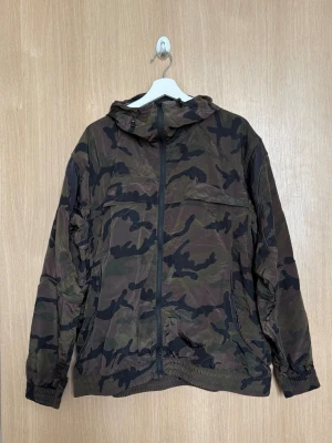 Puma Camo Jacka - Helt ny, aldrig använd.