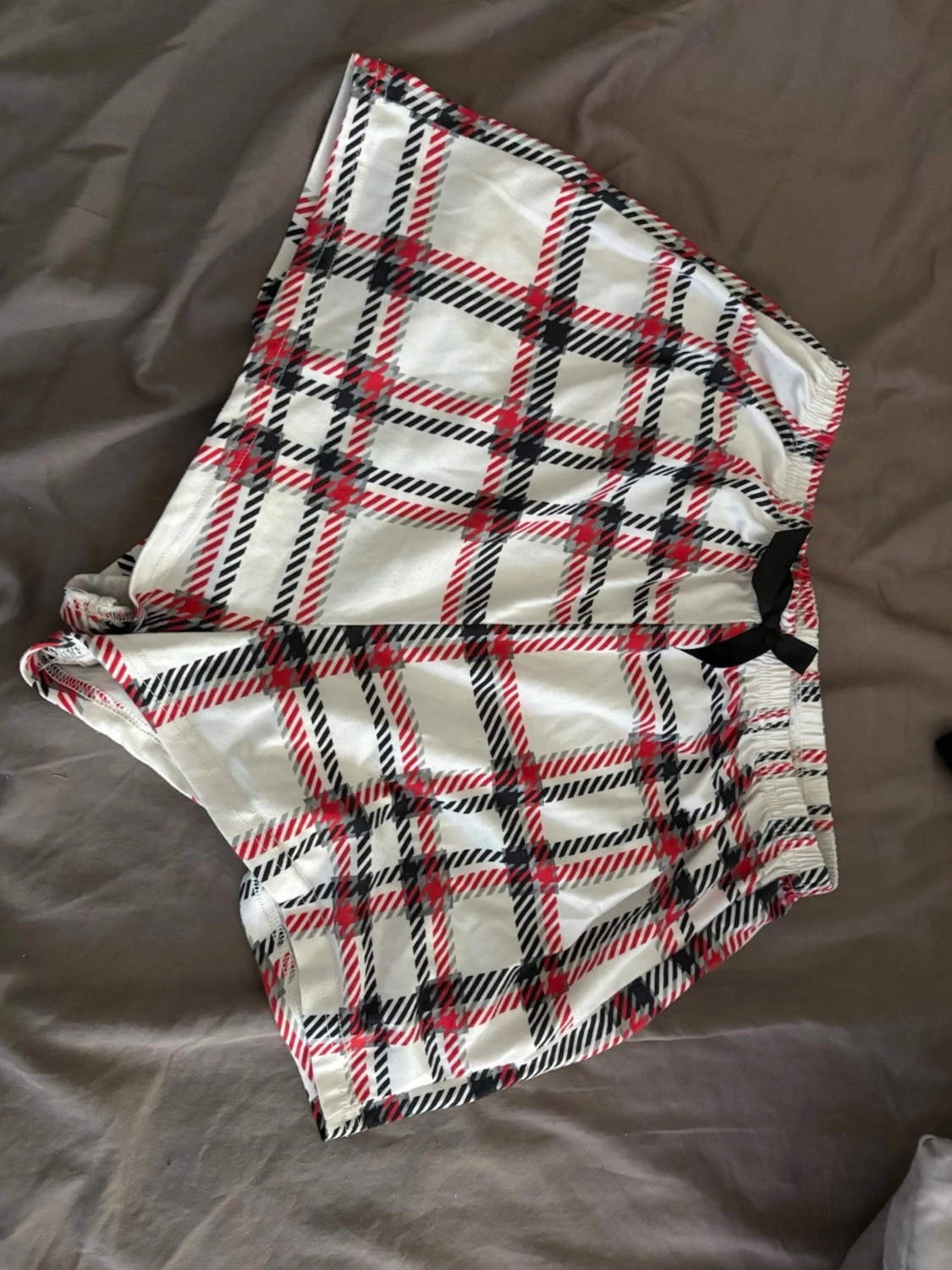 Rutiga pyjamasbyxor och shorts