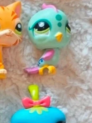 Littlest pet shop - Littlest pet shop fågel Authentic #1703. Skriv till mig privat för fler bilder. Skick som på bilden. Kolla gärna in min profil för bundle😊💕