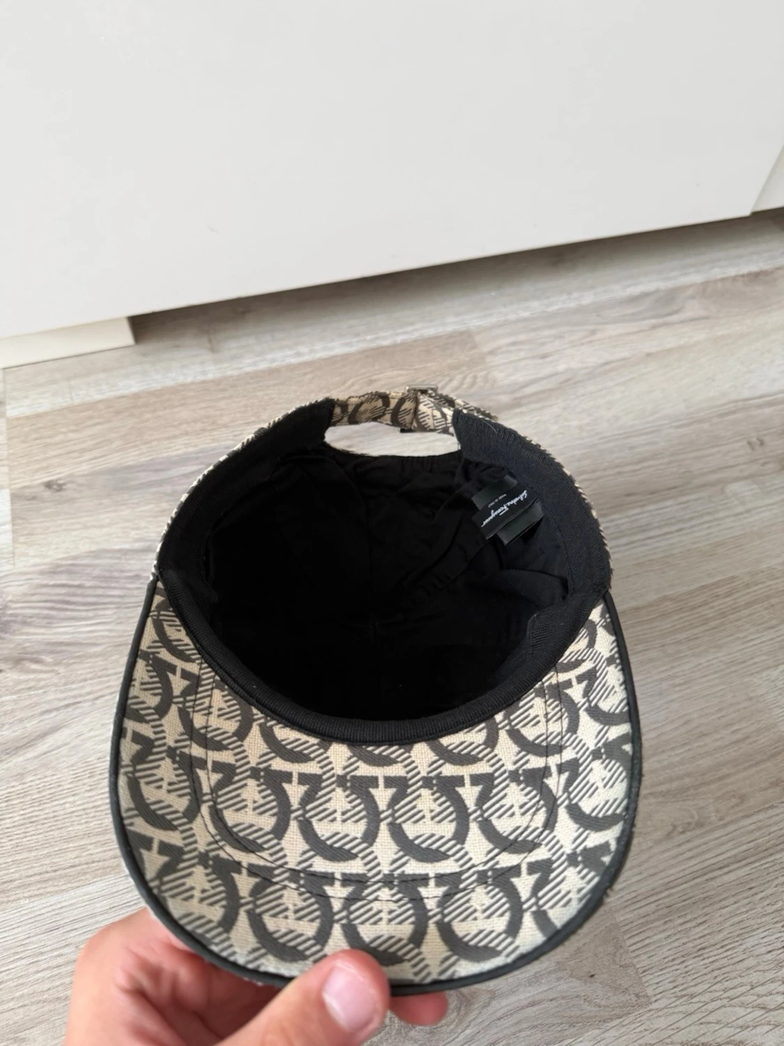 Salvatore ferragamo keps - 4