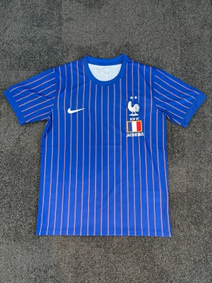 2026 VM Frankrike Jacquemus tröja - France / Frankrike VM World Cup Nike x Jacquemus Size S (works like an M) New 