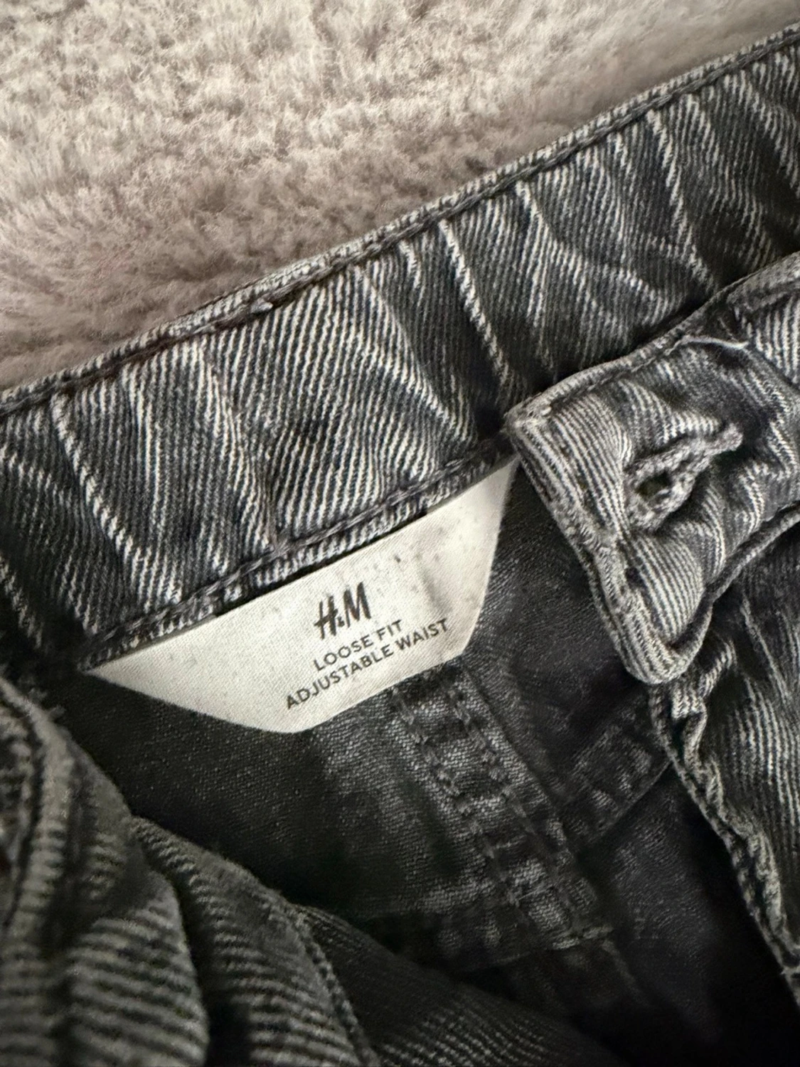 Grå raka jeans med normal passform - 2