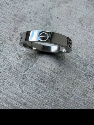 LOVE ring silver  - Ring storlek 9. Ej äkta silver 