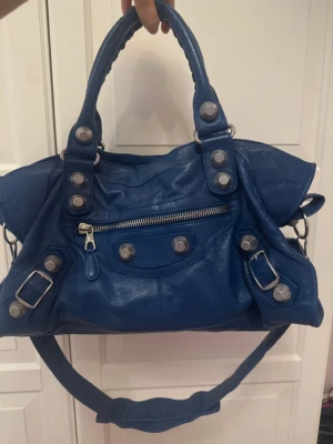 Balenciaga city väska - Balenciaga giant hardware city väska!!
