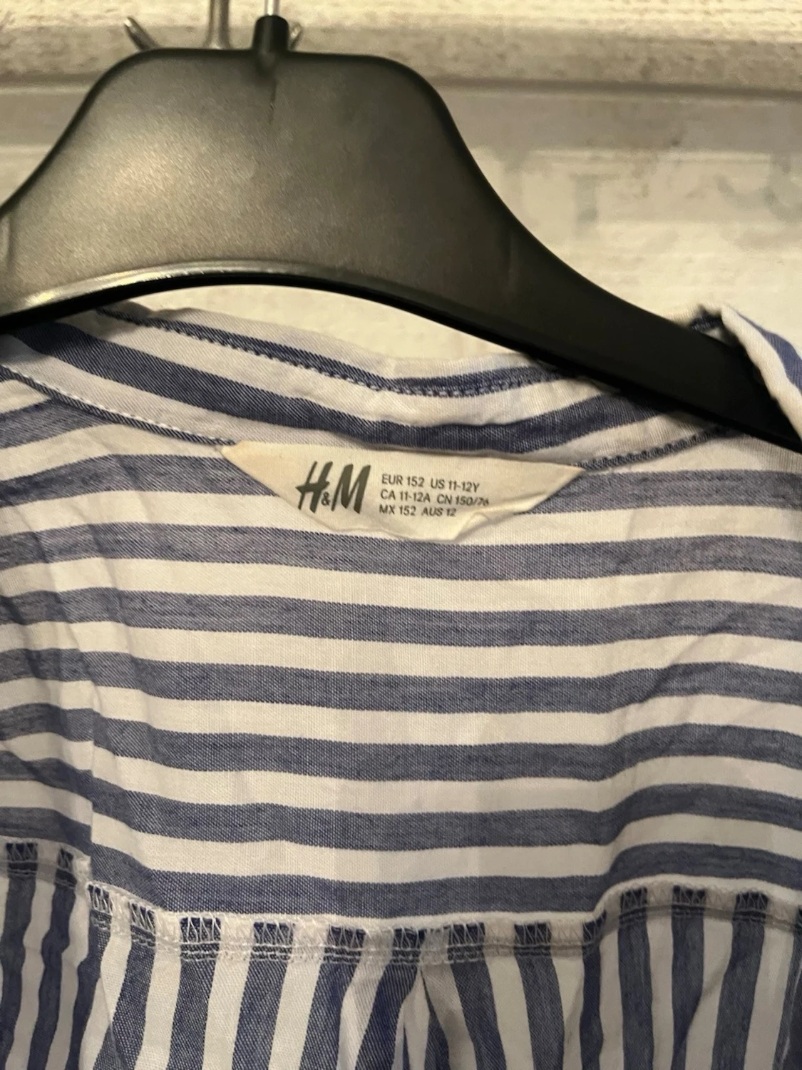 Randig blåvit skjorta från H&M - 1