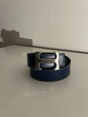 Mörkblått bälte - 110cm