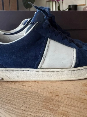 Valentino flycrews - Säljer mina gammla valentino flycrews, om ni vill ha fler bilder så är det bara att skriva 