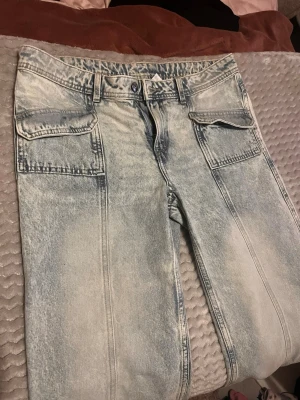 Low waist Jeans - Jeans i low waist från H&M i storlek 38