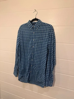 Gant Skjorta Blå L - Storlek: L, Material: 100% Bomull, bra skick!!