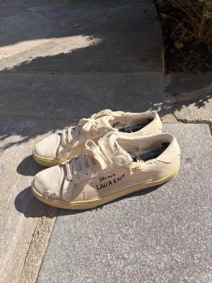 Saint Laurent  - Saint Laurent skor storlek 45, nypris 6200kr!
