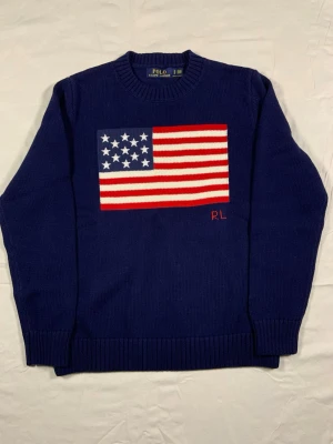 Ralph Lauren flag sweater - Ralph Lauren flag sweater in very good condition, used couple of times. Size m, but fits better to size s.