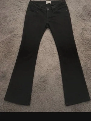 Abrand jeans - Super fina low waist a brand jeans skriv för frågor