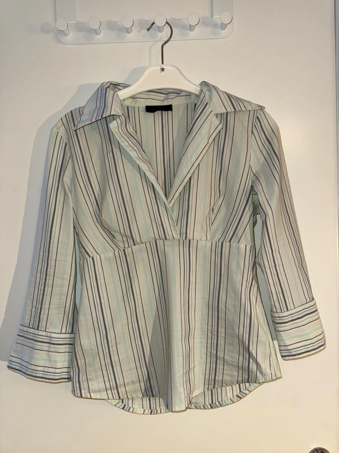 Veromoda Randig blus med v-ringning - 1