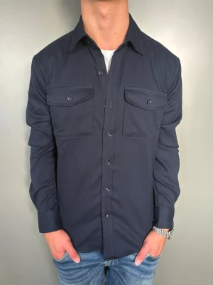 Blå Overshirt - Storlek: S | Skick: 10/10 | Nypris: Ca 1299kr