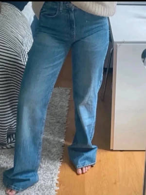 Zara jeans  - Endast tvättade 