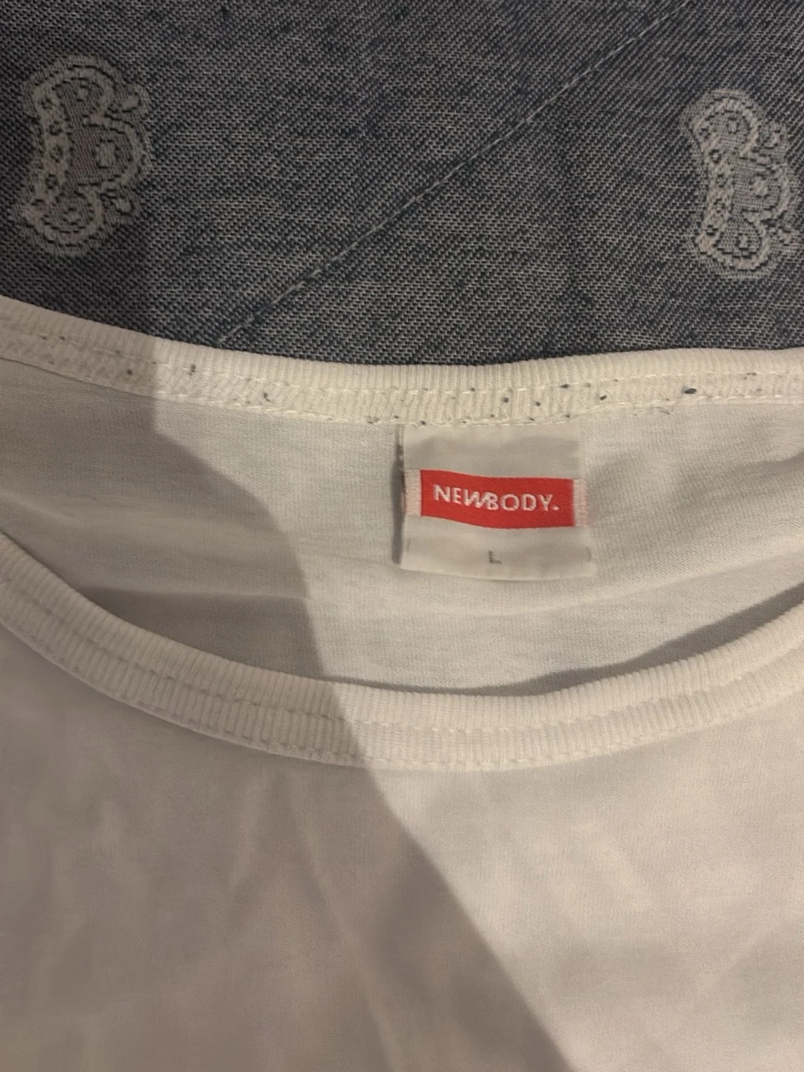 Vit t-shirt från Newbody - 1