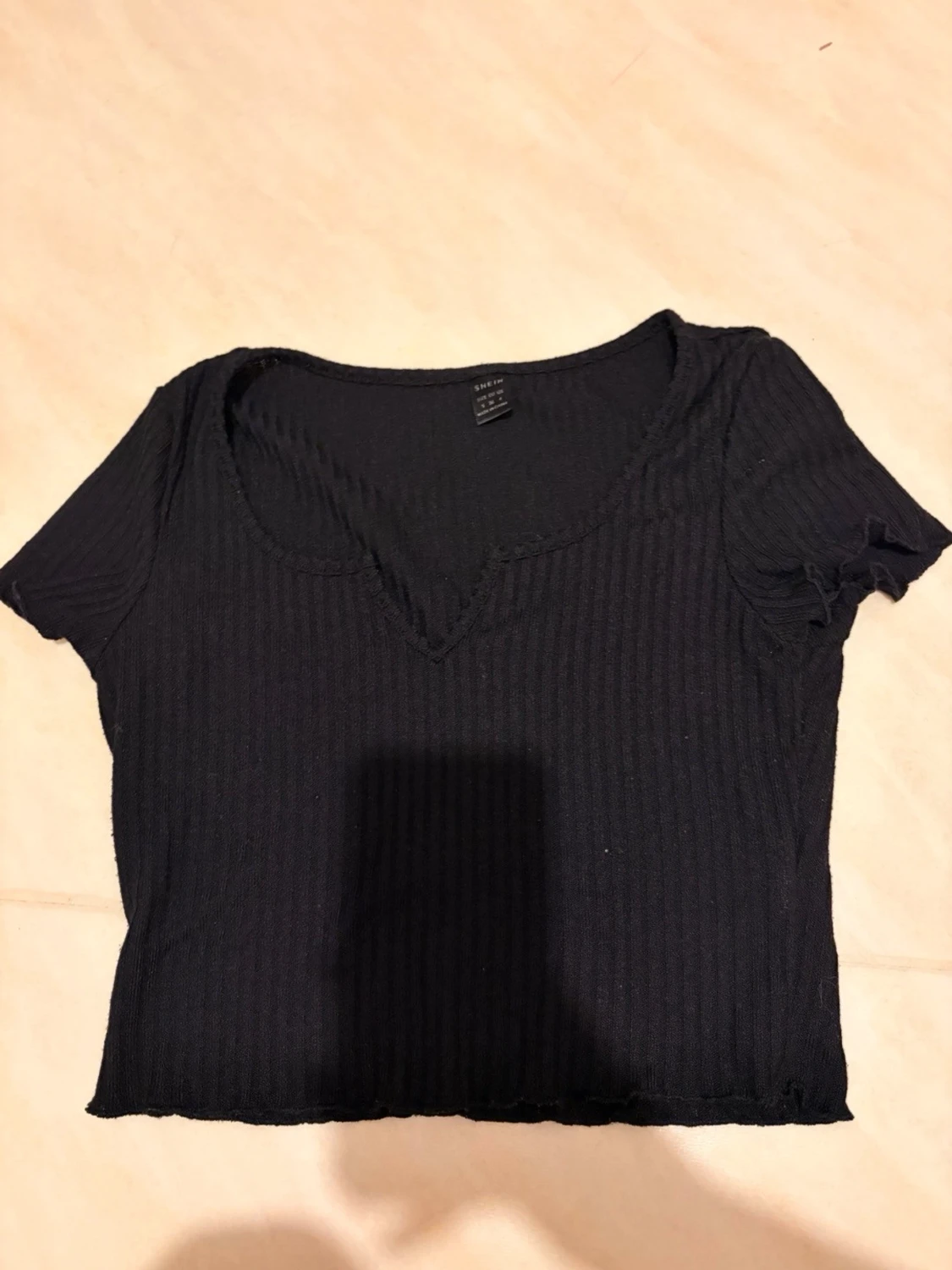 Cropped T-shirt svart