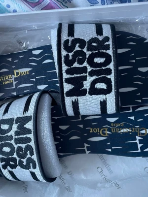 Miss Dior sandaler  - Oanvända! Kommer med allt som syns på bilderna✅ Kan fraktas samma dag✅‼️