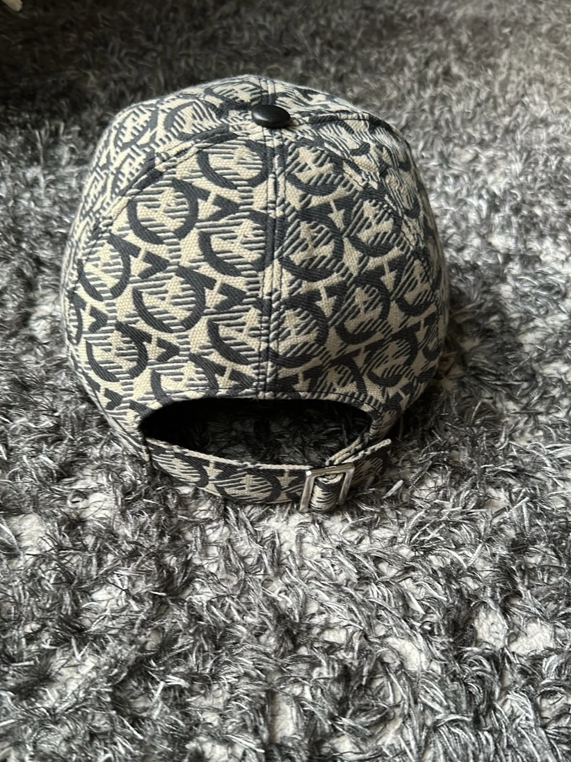 Ferregamo keps  - 2