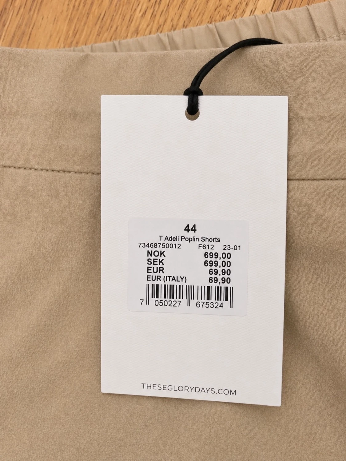Beige chinosshorts med fickor helt ny med etikett - 3