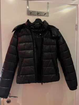 vinterjacka  - supersnygg vinterjacka från lager 157 i mycket bra skick,storlek XS