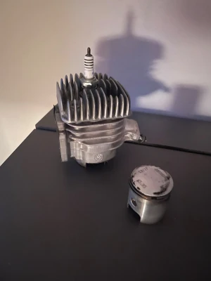 Cylinder och kolv till moped - Cylinder