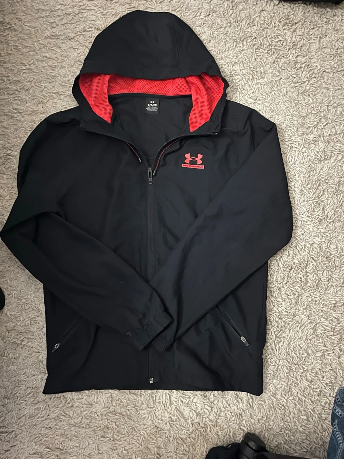 Svart vindjacka från Under Armour