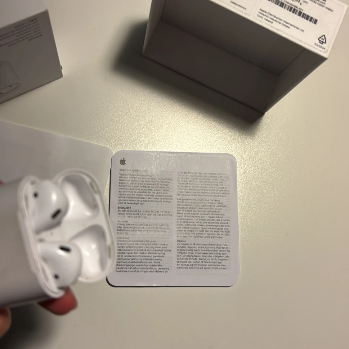 Apple AirPods med original lådan - 3
