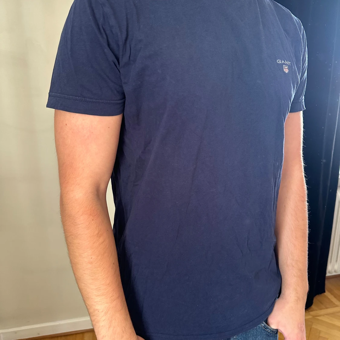 Mörkblå t-shirt från GANT - 1