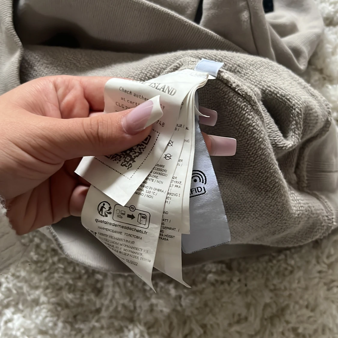 Beige/grön/grå aktig sweatshirt från Stone Island - 4