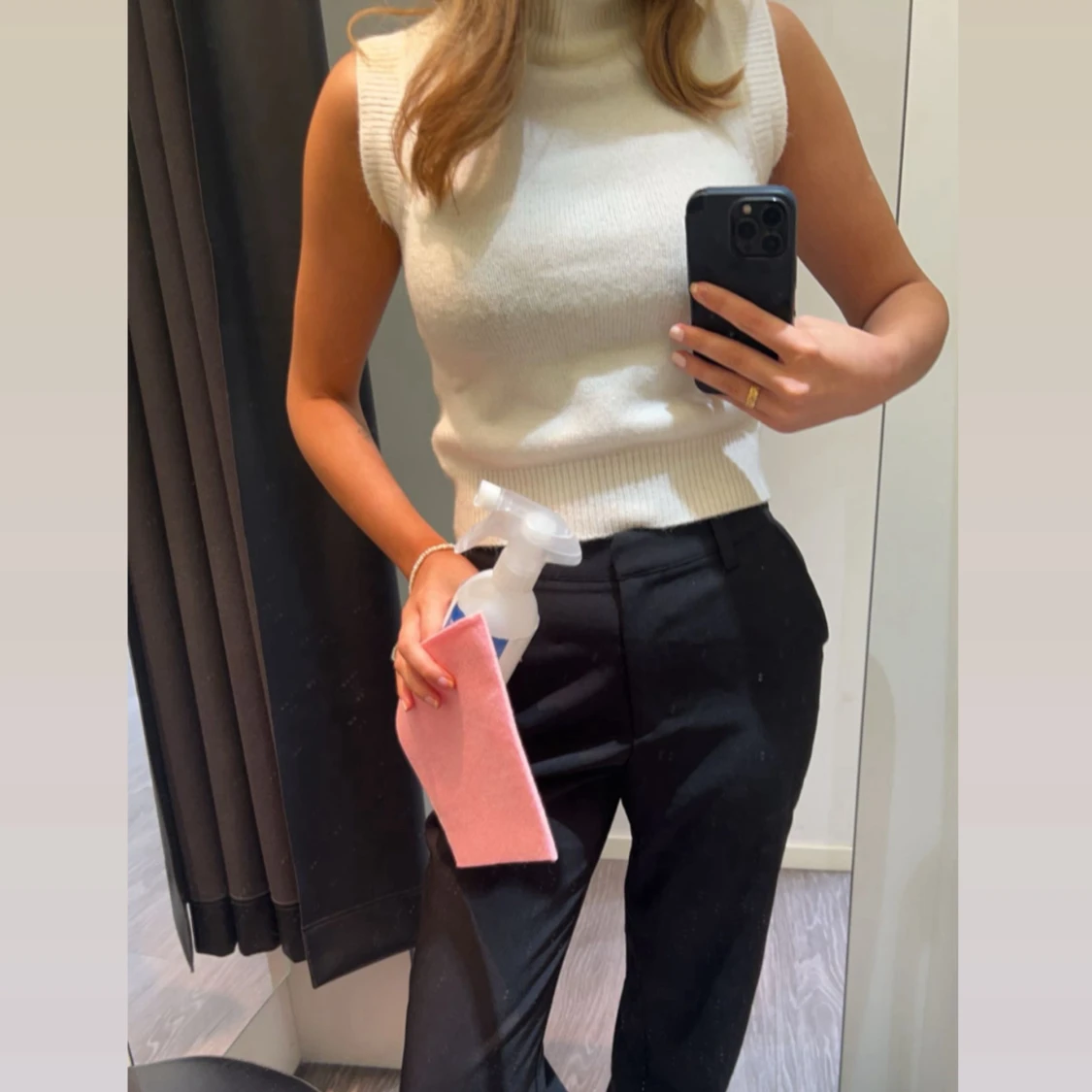 Vit stickad polotopp ärmlös - 1