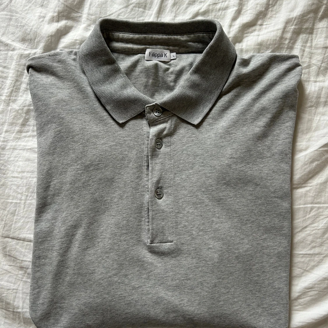 Grå långärmad pikétröja Filippa K