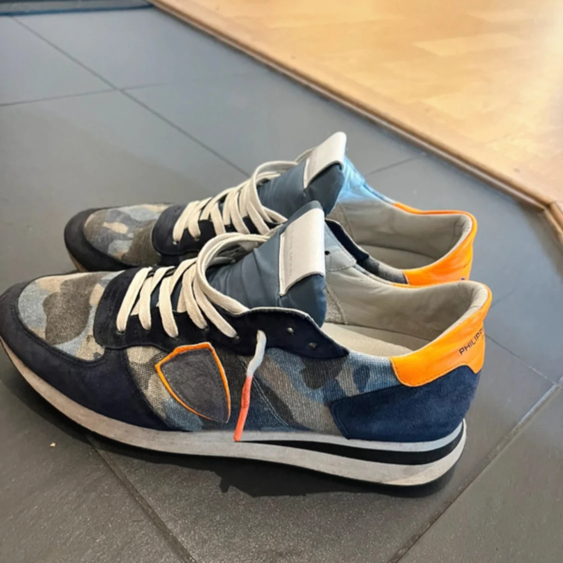 SÖKER Phillipe model trainers