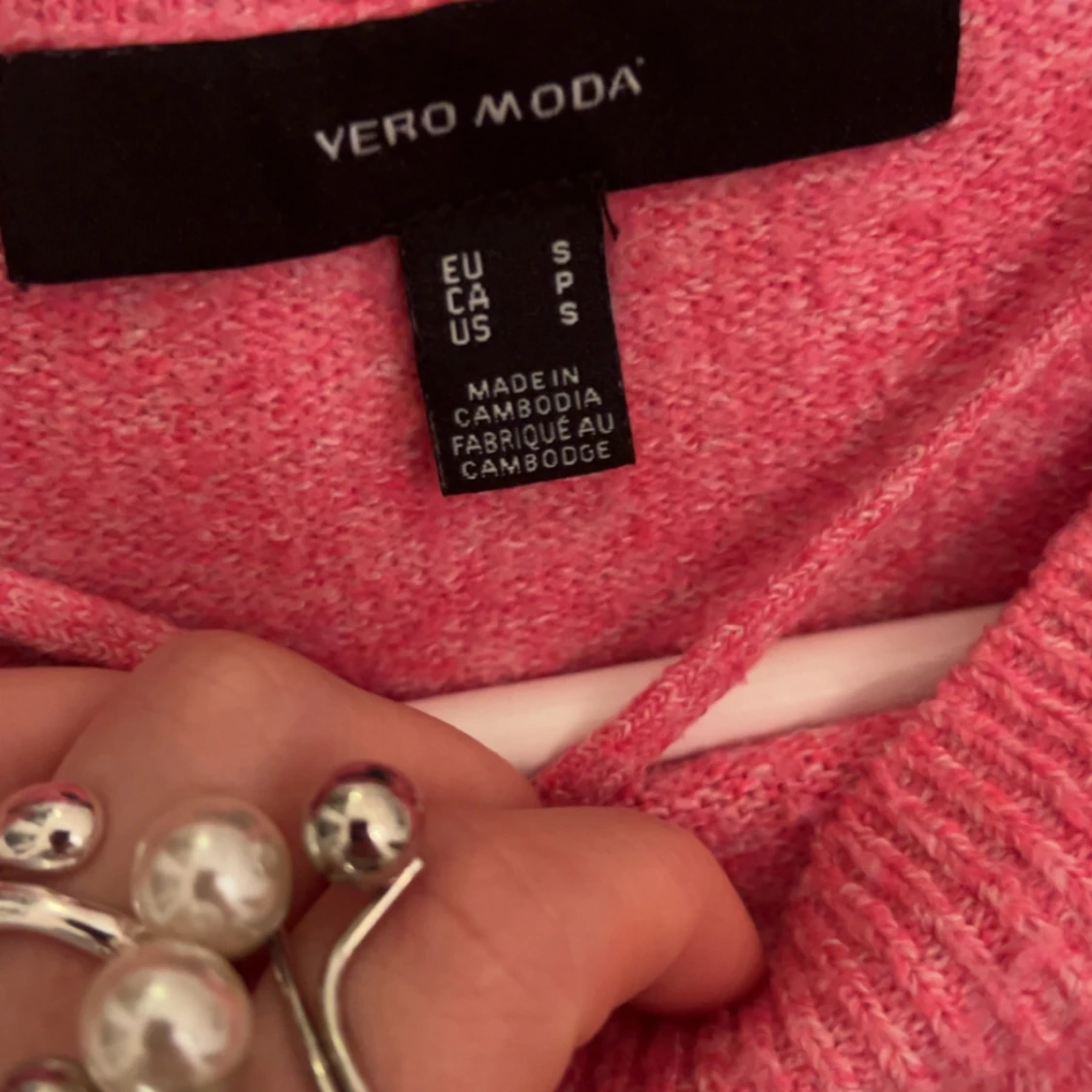 Rosa stickad tröja  - 1