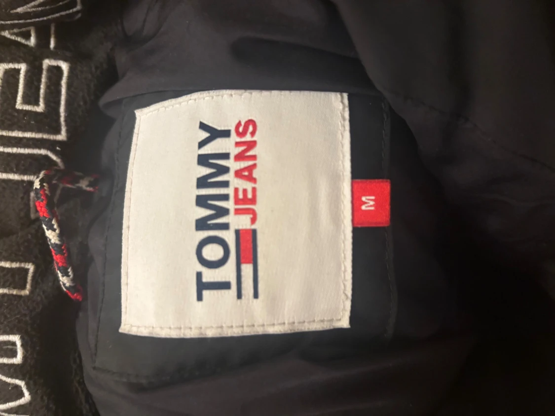 Svart pufferjacka Tommy Jeans M - 5