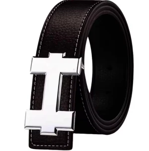 H stil bälte  - Helt nytt H-bälte i snygg design. 🖤 Längd: 110 cm ✨ Aldrig använt 🧥 Passar både vardag och fest Stilrent och trendigt — perfekt detalj till varje outfit! 1-2 dagar levarns  Det Finss flera dm för frågor 