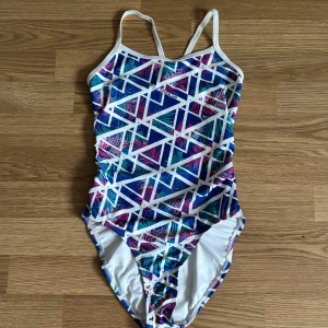 Funaqua baddräkt - Snygg funaqua baddräkt. Storlek 28. Typ.  XS