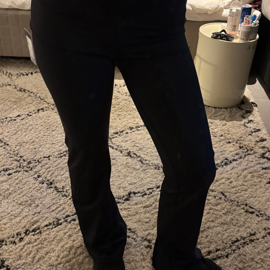 Svarta bootcut tights från Iconic - 1