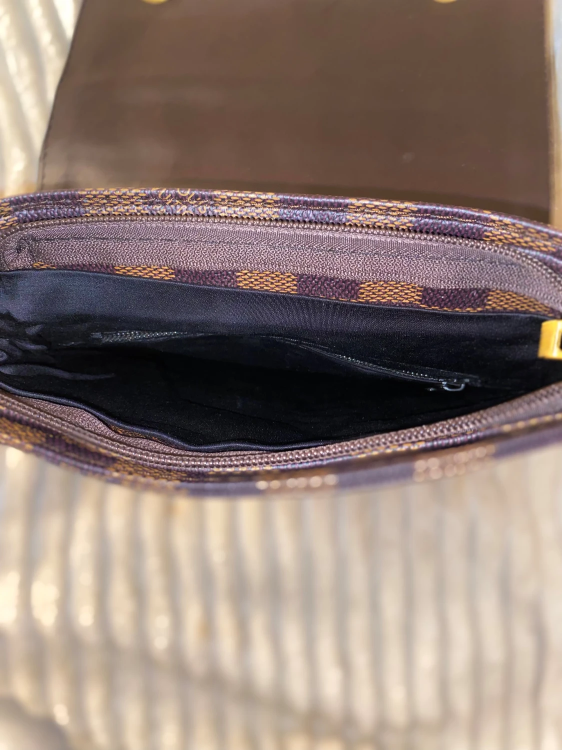  Rutig Axelväska  - 4