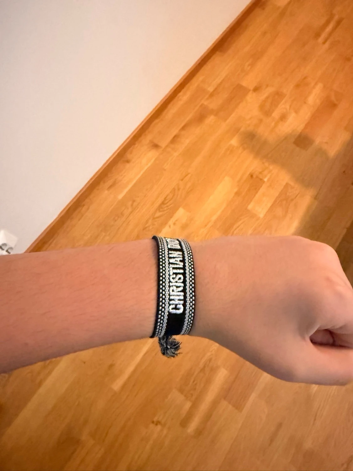 Christian Dior armband / dekorativt snöre – svart/grått, nytt