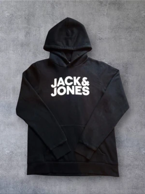Jack & Jones sweatshirt  - sweatshirt från Jack & Jones som inte används alls passar inte mig size ca 170-174