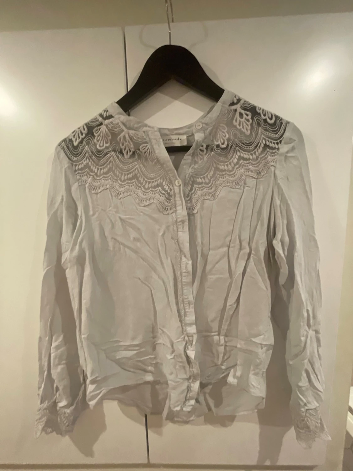 Ljus grå blus från rosemunde st.36