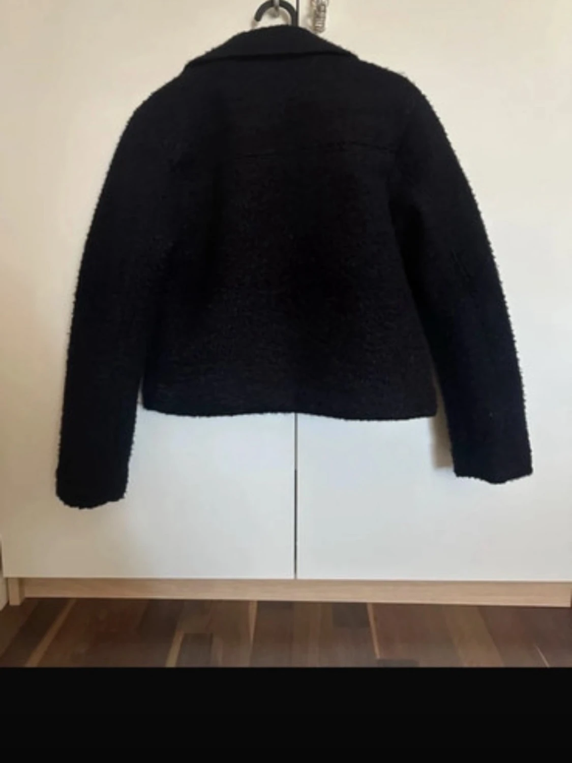 Svart teddyjacka från H&M - 2