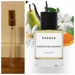 Essnce Irresistible Enigma 10 ml split  - 10 ml split I glasdekant med spray 