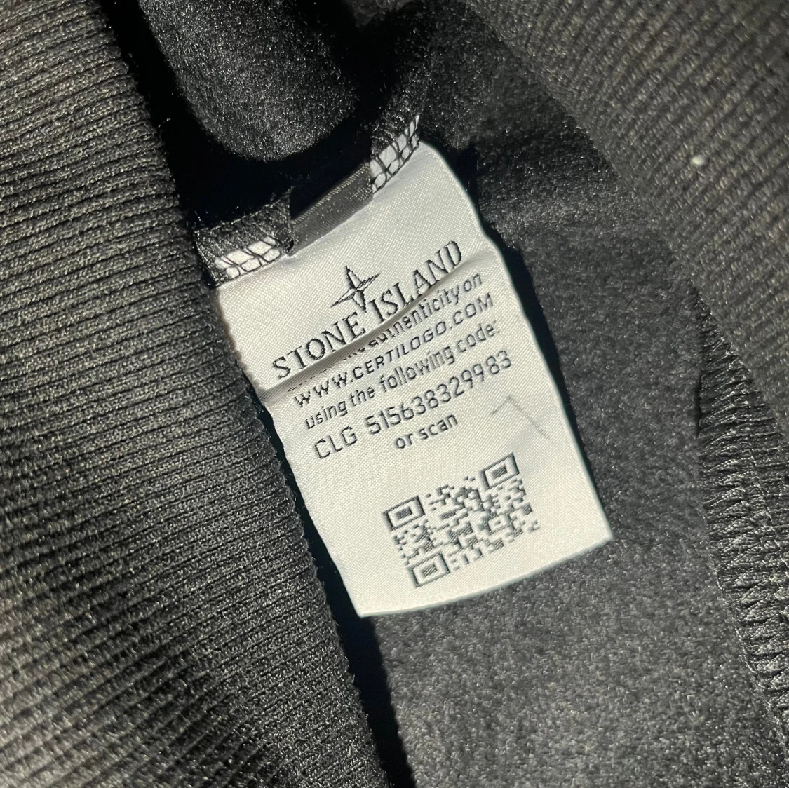 Svart sweatshirt från Stone Island - 3