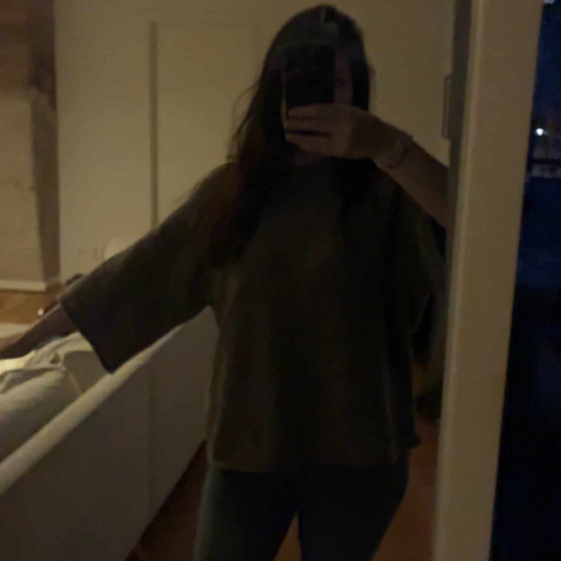 Brun stickad tröja - 1