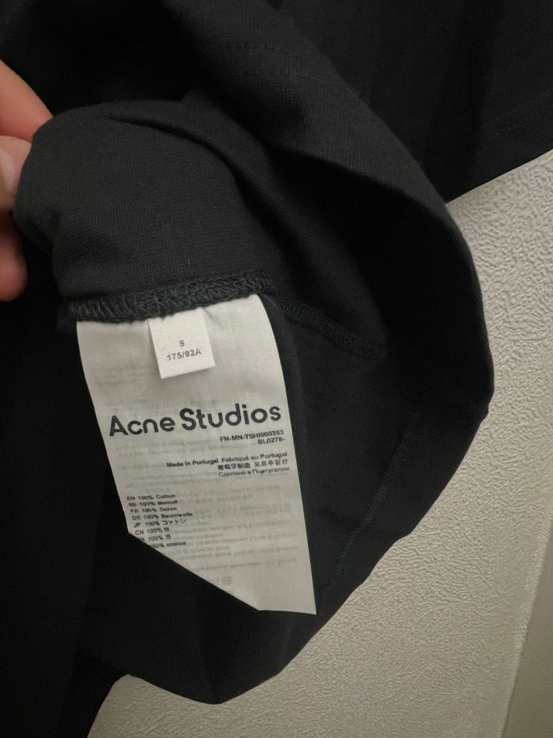 Svart t-shirt från Acne Studios - 2
