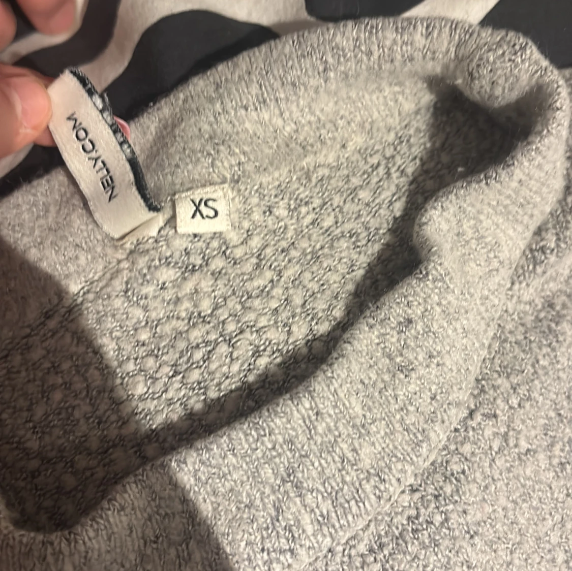 Grå polotröja från NELLY.COM XS - 1