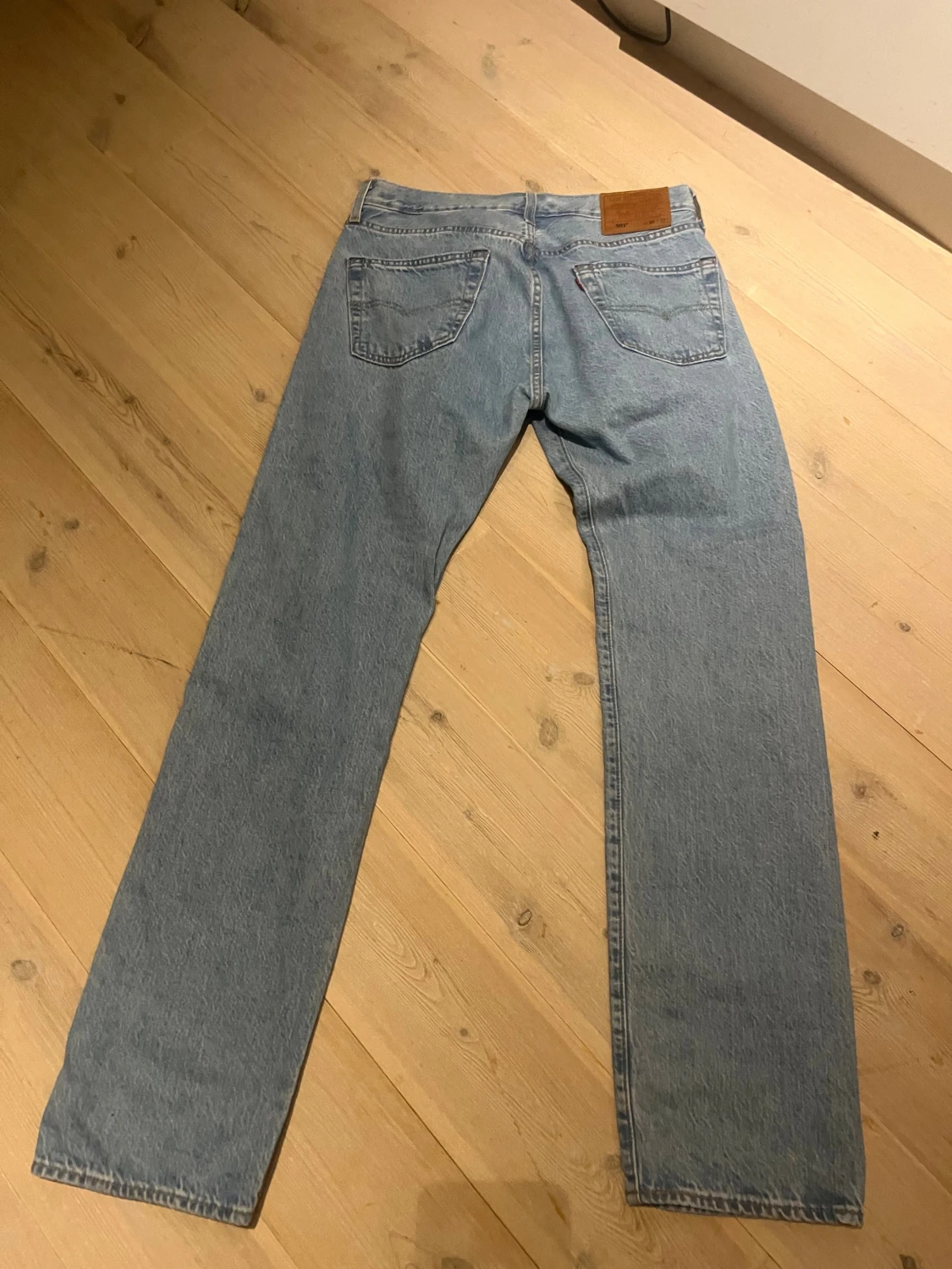 Levi's 501 ljusblå jeans W30 L32 - 2